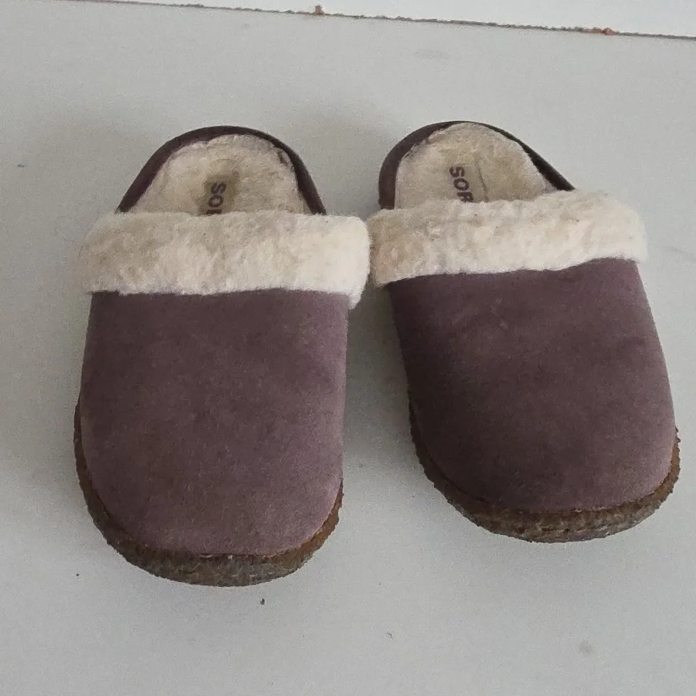 SOREL | Kids Nakiska Slide II Purple Slippers Suede Sz 1